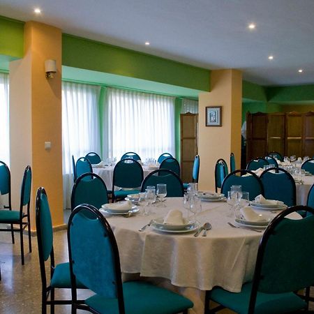 Hotel Perales Талавера-де-ла-Рейна Екстер'єр фото