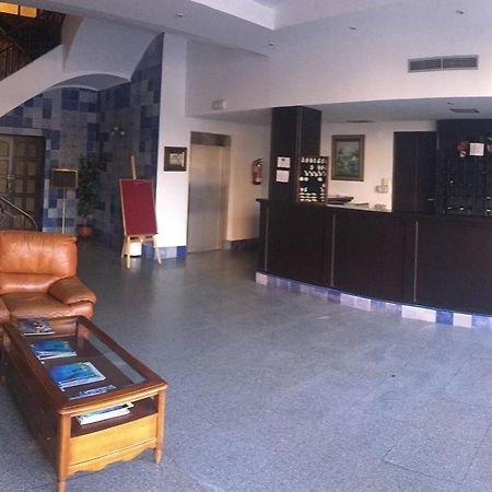 Hotel Perales Талавера-де-ла-Рейна Екстер'єр фото
