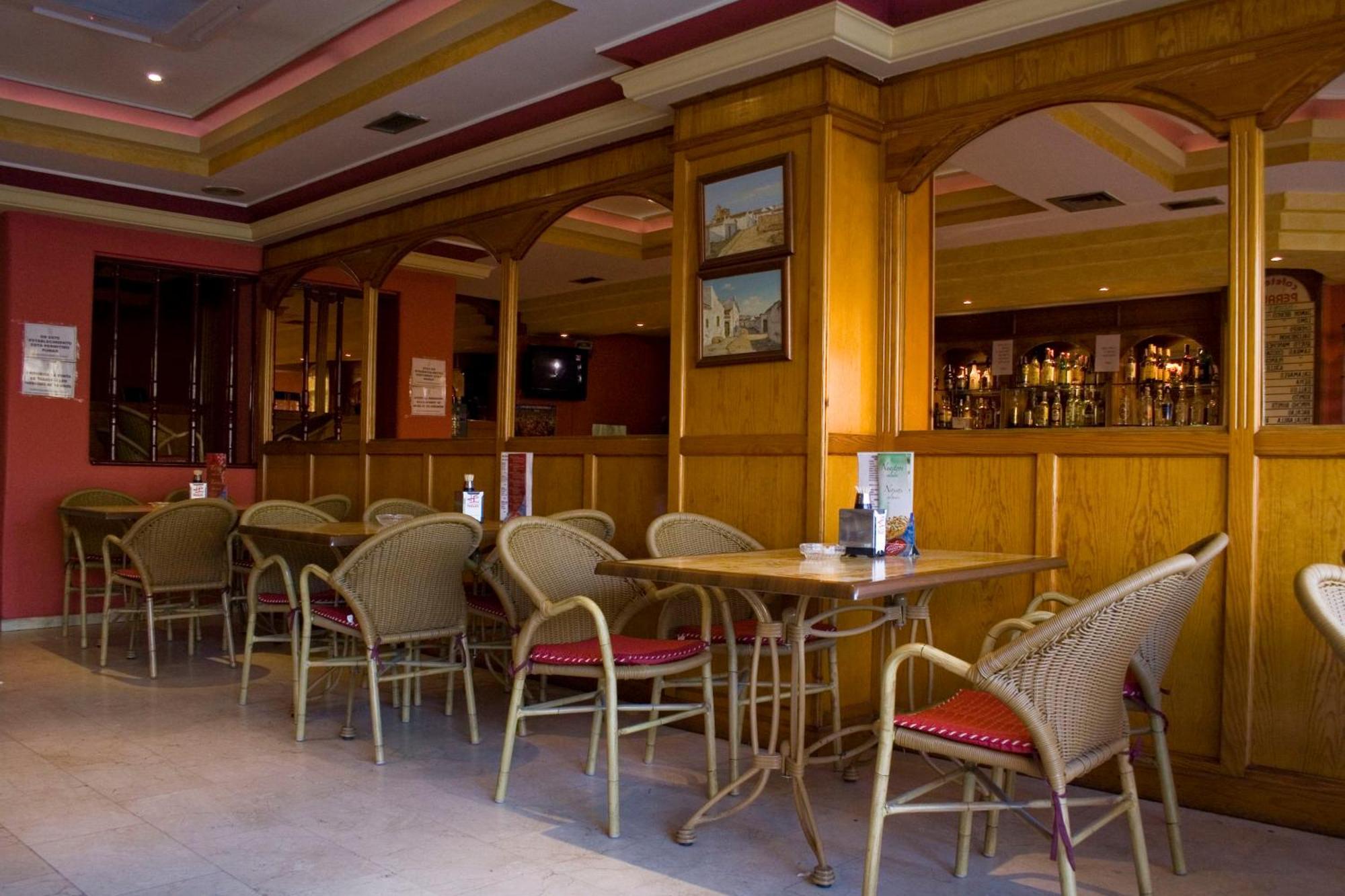 Hotel Perales Талавера-де-ла-Рейна Екстер'єр фото